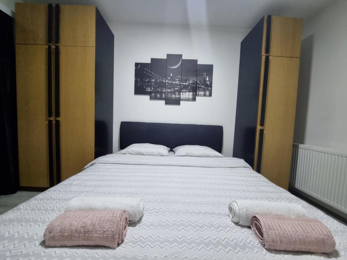 Family Apartmani Le Leskovac  Buitenkant foto